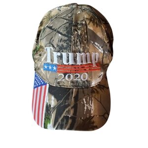 TRUMP 2020 CAMO HAT with Flag on Bill - 3-D‎ Embroidery OSFM